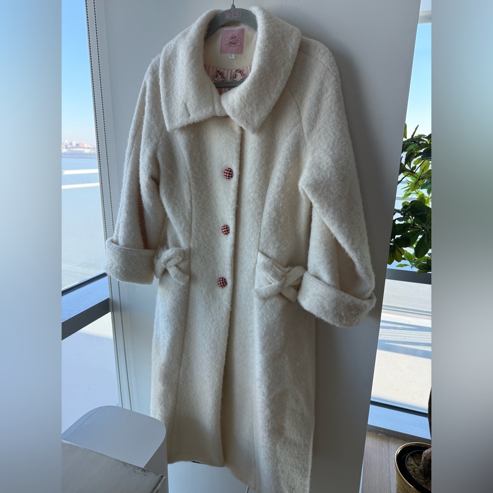 Elegant LaceMade Cream Teddy Jacket with Red Button Accents
